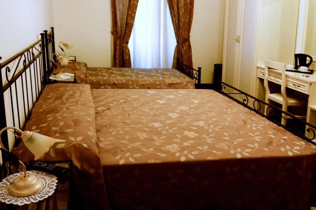Al 138 Town House Hotell Roma Eksteriør bilde